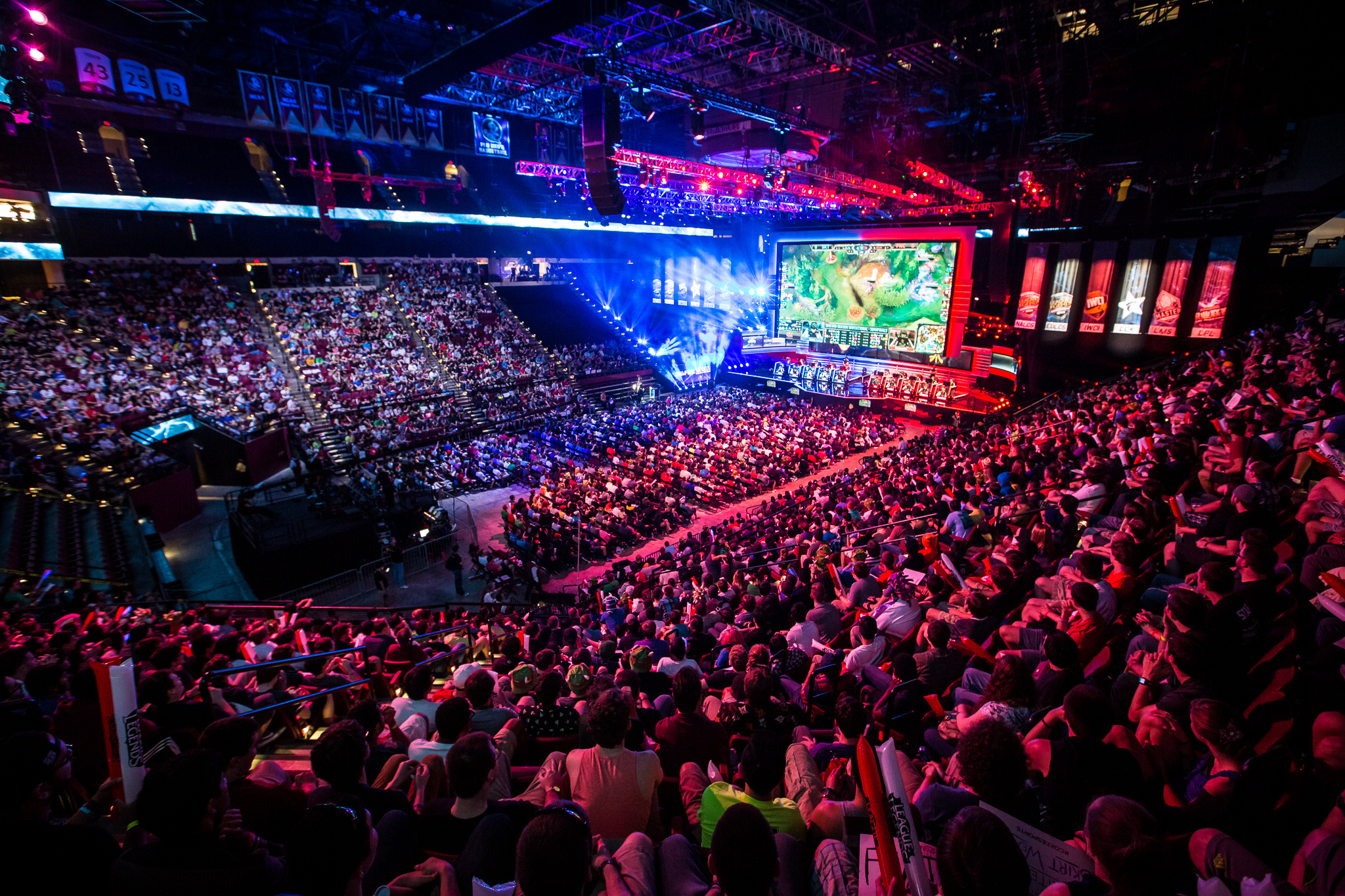 依靠娴熟的 依靠娴熟的