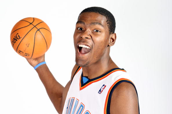 他曾效力于 他曾效力于