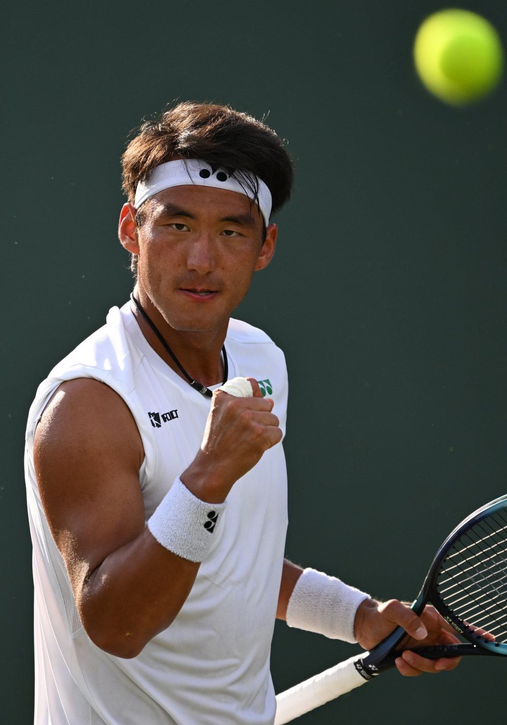 在非赛季继 在非赛季继